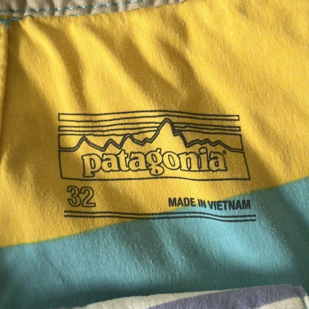 PATAGONIA board shorts size 32 blue yellow swim surfing - Picture 6 of 7